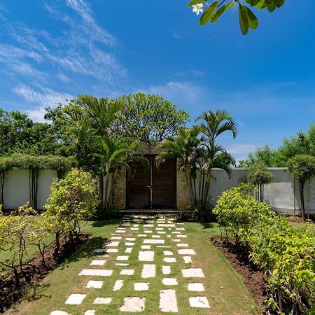 Casa Del Mar Villa Nusa Lembongan  Exterior photo